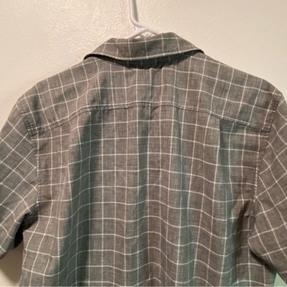 Orvis Shirt Mens Size Medium Button Down Short Sleeve Pockets Collard - Picture 7 of 9